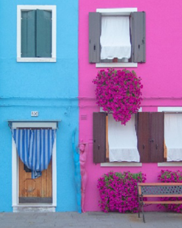 Venice in Vivid Colours Burano revealed by performing art